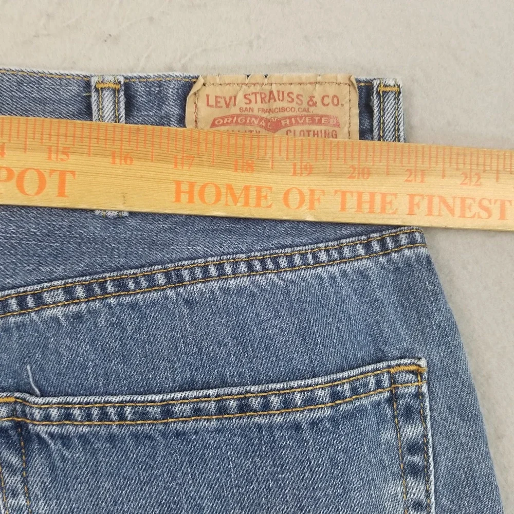 Levi's Jeans Mens 42x30 Blue 550 Relaxed Fit Tapered Leg Medium Wash Denim